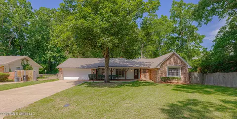 Other - 5756 Gladewood Dr, Jackson, MS 39211 photo 2 of 10