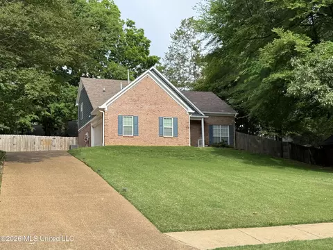 5881 Morganton Dr, Olive Branch, MS 38654