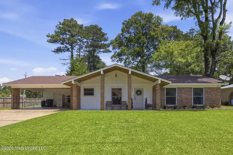 2862 Teasley Dr, Pearl, MS 39208