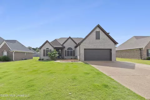9027 Gavin Dr, Olive Branch, MS 38654