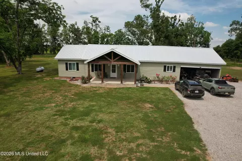 99 N Wade Rd, Drew, MS 38737
