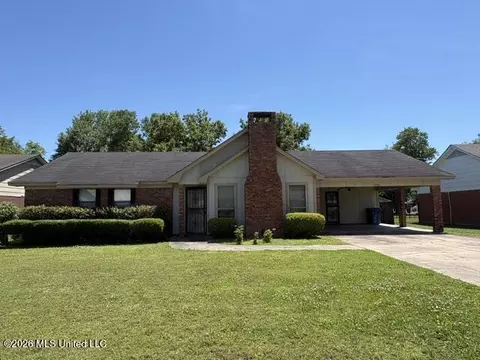 1206 Saint George Cv, Clarksdale, MS 38614