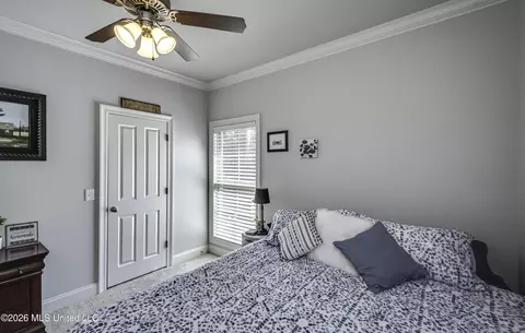 Bedroom - 518 Devereaux Dr, Brandon, MS 39042 photo 2 of 12