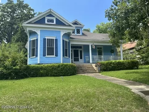 Exterior - 430 3rd St, Mccomb, MS 39648 photo 2 of 20