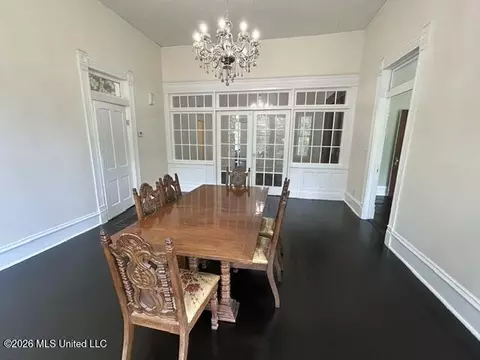 Dining - 430 3rd St, Mccomb, MS 39648 photo 3 of 3