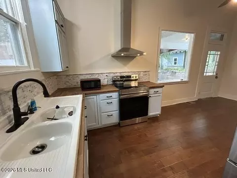 Kitchen - 430 3rd St, Mccomb, MS 39648 photo 6 of 6