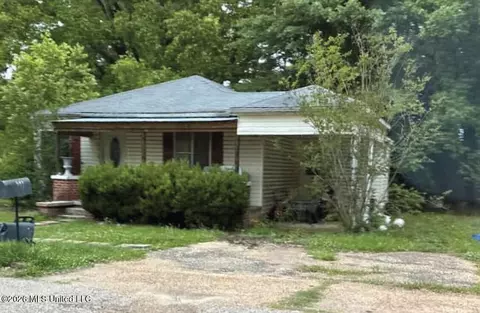 501 1st St, Magee, MS 39111