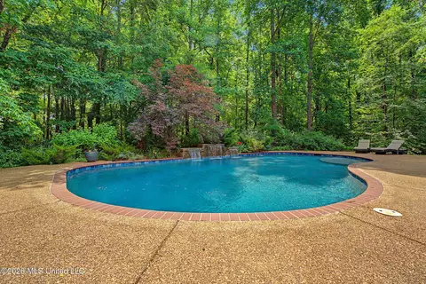 Exterior - 8 E Crockett Loop, Hernando, MS 38632 photo 10 of 15