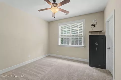 Bedroom - 8 E Crockett Loop, Hernando, MS 38632 photo 2 of 5