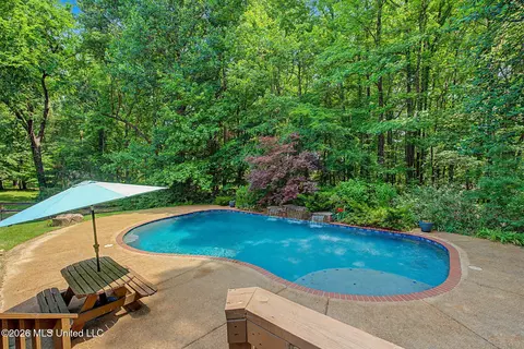 Exterior - 8 E Crockett Loop, Hernando, MS 38632 photo 8 of 15