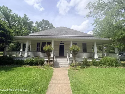 407 Heslep St, Pelahatchie, MS 39145