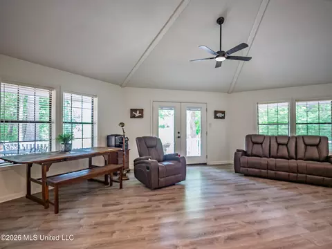 Living - 447 Cedar Hts, Pope, MS 38658 photo 2 of 3