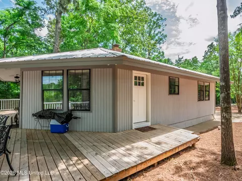 Exterior - 447 Cedar Hts, Pope, MS 38658 photo 6 of 14