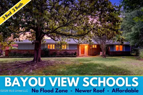 4105 Washington Ave, Gulfport, MS 39507