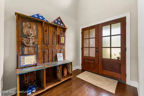 Entry Way - 569 Walkers Way, Hernando, MS 38632 photo 1 of 2