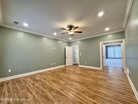 Living - 4065 Misty Oaks Cv, Nesbit, MS 38651 photo 11 of 11