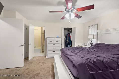Bedroom - 1255 E County Line Rd #L7, Jackson, MS 39211 photo 3 of 3