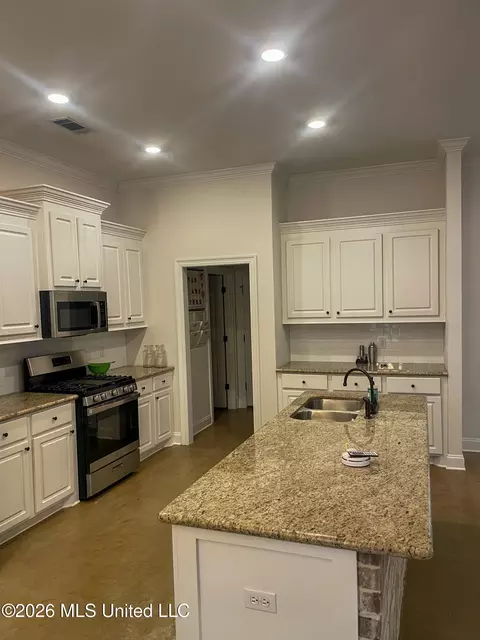 Kitchen - 130 Chartleigh Cir, Canton, MS 39046 photo 2 of 2