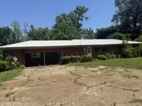589 S Dunn St, Eupora, MS 39744