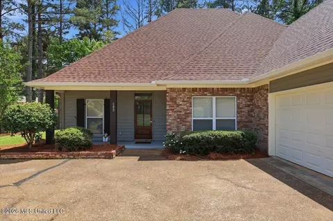 Exterior - 103 Hartfield Dr, Madison, MS 39110 photo 3 of 8