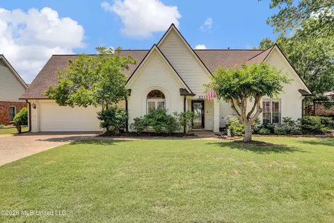 8729 Carrollwood Ln, Cordova, TN 38016