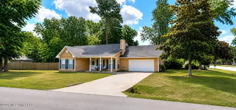 Exterior - 730 Kahala Dr, Diamondhead, MS 39525 photo 3 of 7