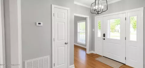 Entry Way - 730 Kahala Dr, Diamondhead, MS 39525 photo 1 of 2