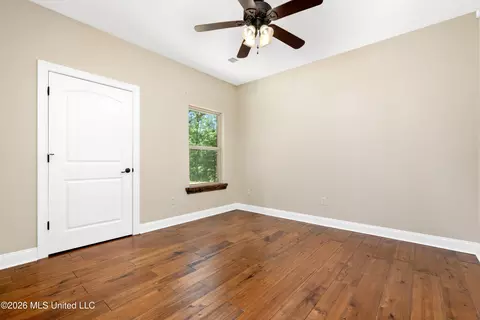 Bedroom - 568 Woodford Cv, Hernando, MS 38632 photo 1 of 8