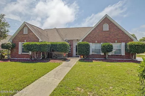2594 Brighton Cir, Biloxi, MS 39531