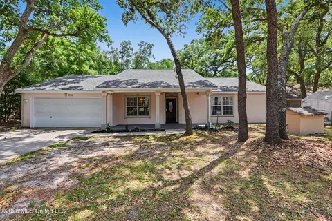 8705 Mermaid Ave, Ocean Springs, MS 39564