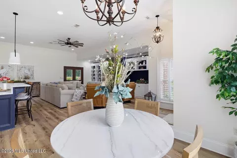 Dining - 112 Meadow Pointe Cv, Brandon, MS 39042 photo 2 of 2