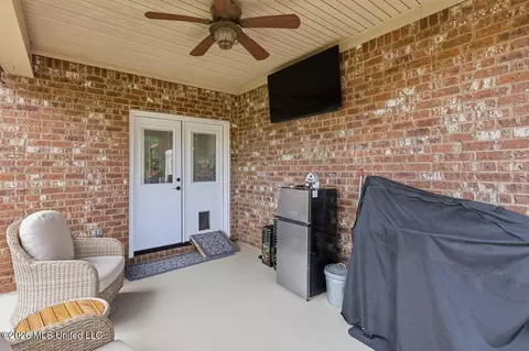 Exterior - 112 Meadow Pointe Cv, Brandon, MS 39042 photo 4 of 9