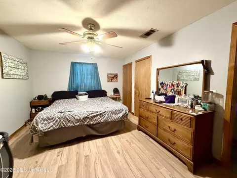Bedroom - 1602 Martin Ln, Brookhaven, MS 39601 photo 5 of 5
