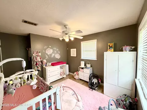 Bedroom - 1602 Martin Ln, Brookhaven, MS 39601 photo 3 of 5
