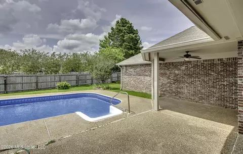 Exterior - 125 Bradfield Rd, Madison, MS 39110 photo 3 of 14