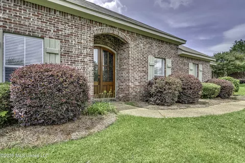 Exterior - 125 Bradfield Rd, Madison, MS 39110 photo 11 of 14