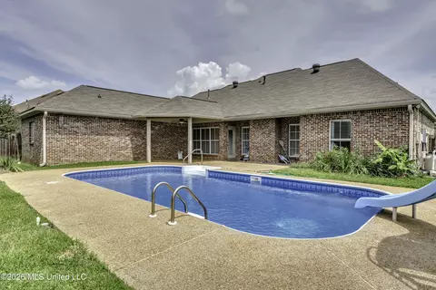 Exterior - 125 Bradfield Rd, Madison, MS 39110 photo 9 of 14