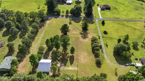 View/Area - 134 Lynne Ln, Lucedale, MS 39452 photo 6 of 7