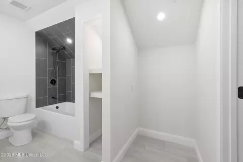 Bath - 134 Lynne Ln, Lucedale, MS 39452 photo 7 of 11