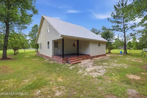 Exterior - 134 Lynne Ln, Lucedale, MS 39452 photo 5 of 9