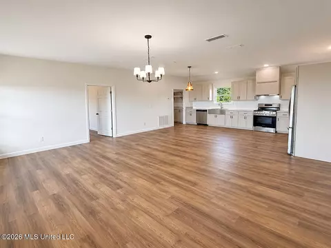 Living - 1113 Holland Rd, Lucedale, MS 39452 photo 1 of 4