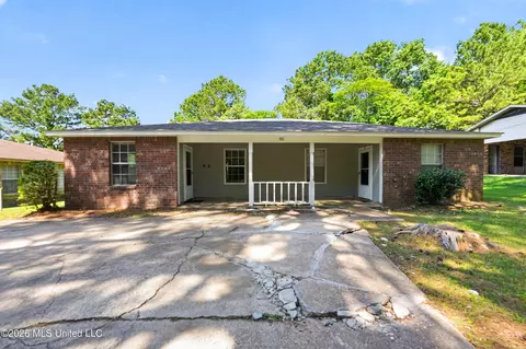 711 George Kersh Dr, Pearl, MS 39208