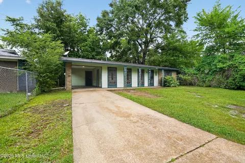 6615 Lyndon B Johnson Dr, Jackson, MS 39213