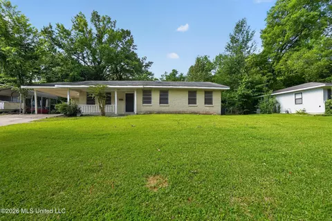 1523 Winchester St, Jackson, MS 39211