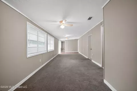 Living - 1523 Winchester St, Jackson, MS 39211 photo 2 of 7