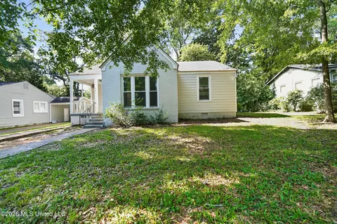 343 N Broadmoor Dr, Jackson, MS 39206