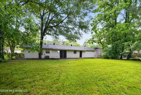 Exterior - 5741 Wild Flower Dr, Jackson, MS 39209 photo 3 of 6