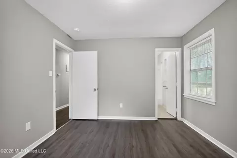 Bedroom - 5741 Wild Flower Dr, Jackson, MS 39209 photo 3 of 8