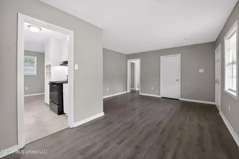 Living - 5741 Wild Flower Dr, Jackson, MS 39209 photo 3 of 10