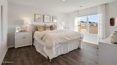 Bedroom - 82 Pine St, Byhalia, MS 38611 photo 2 of 6